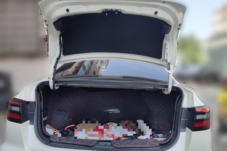 Used Venucia D60 2023 PLUS 1.6L XE CVT Trendy Edition Trunk