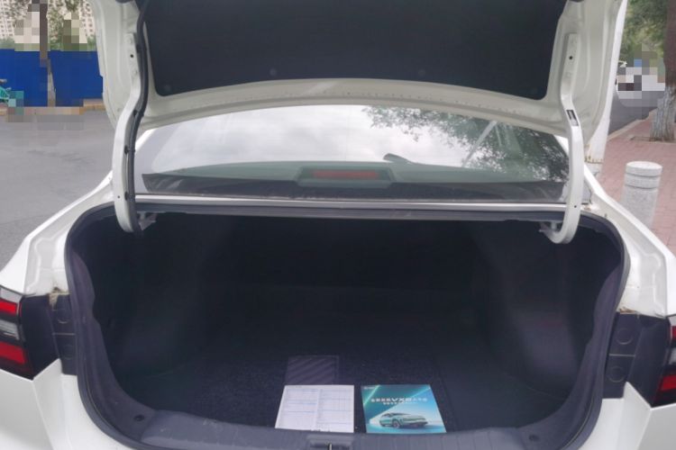 Used Venucia D60 2023 PLUS 1.6L XL CVT Yue Ling Edition Trunk