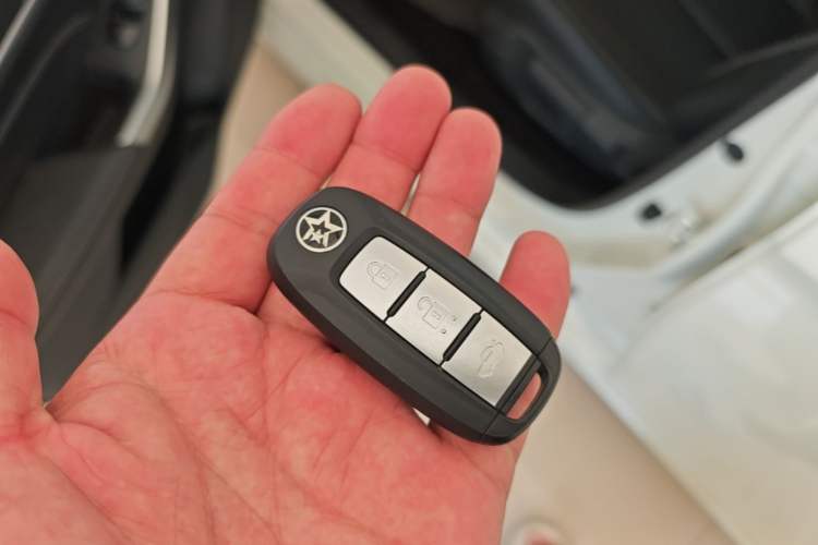 Used Venucia D60 2023 PLUS 1.6L XL CVT Yue Ling Edition Vehicle Key