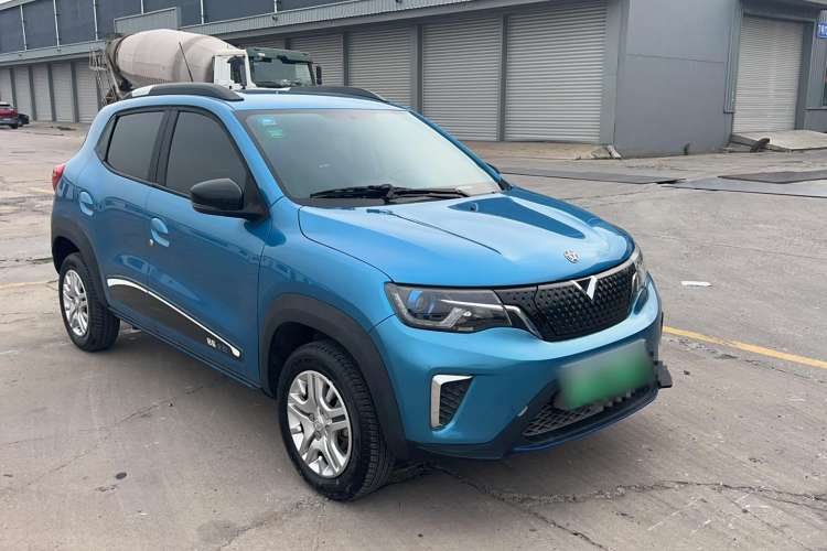 Used Venucia e30 2020 Elite Version Exterior 7