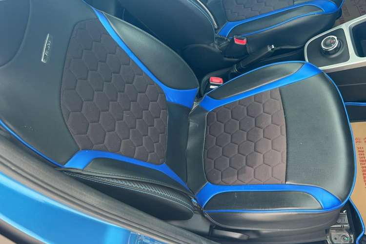 Used Venucia e30 2020 Elite Version Interior 9
