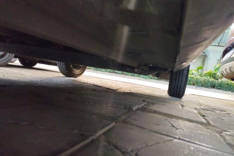 Used Venucia e30 2020 Elite Edition Chassis Front Left