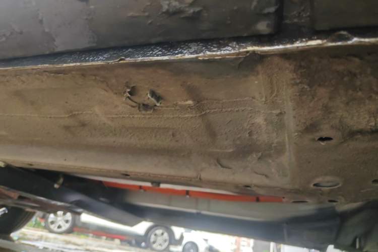 Used Venucia e30 2020 Elite Version Chassis Front Right