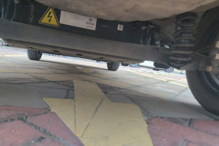 Used Venucia e30 2020 Elite Edition Chassis Front