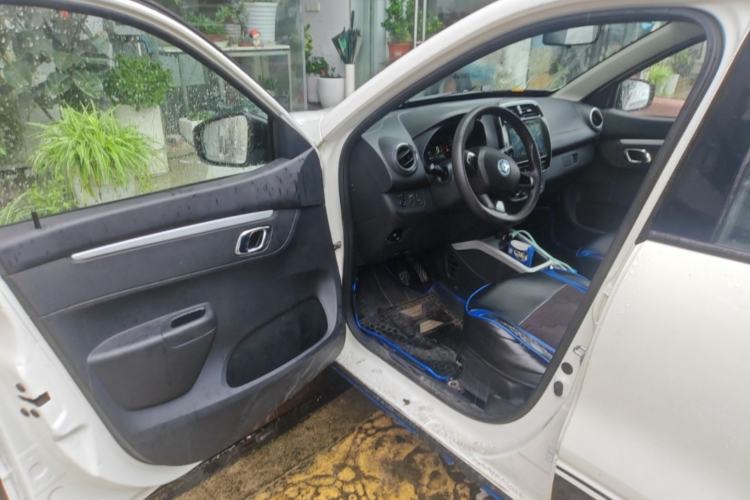 Used Venucia e30 2020 Elite Version Driver Seat