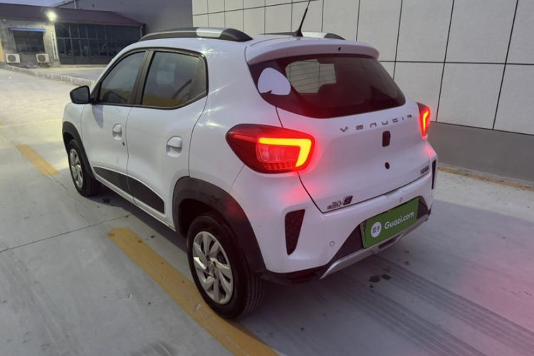 Used Venucia e30 2020 Elite Edition Exterior 7