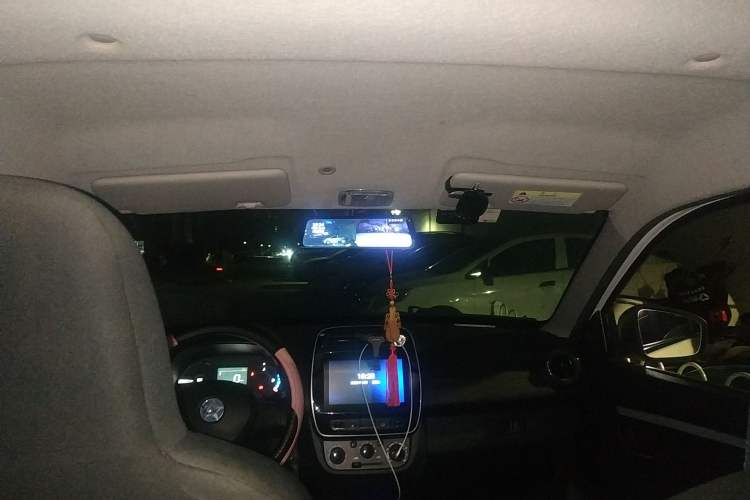 Used Venucia e30 2020 Elite Edition Headliner