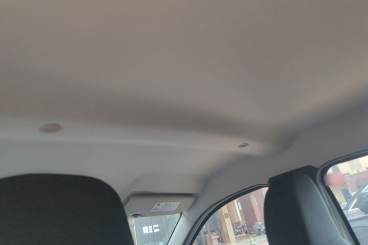 Used Venucia e30 2020 Elite Edition Headliner