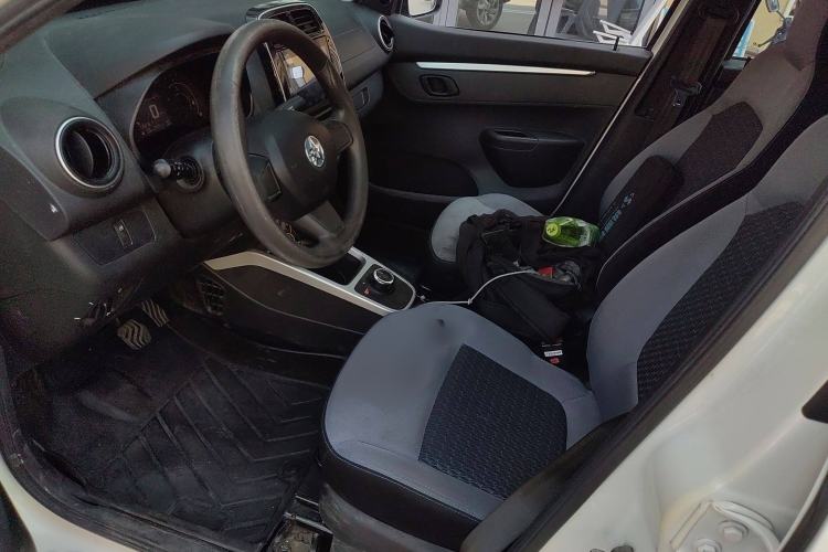 Used Venucia e30 2020 Elite Edition Left Front Seat
