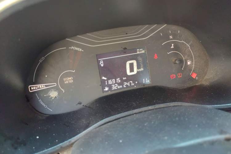 Used Venucia e30 2020 Elite Edition Odometer Close Up