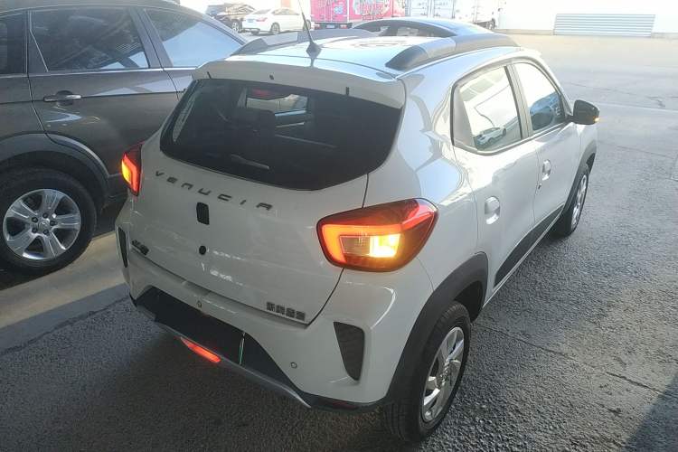 Used Venucia e30 2020 Elite Edition Rear Right 45 Deg