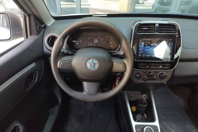 Used Venucia e30 2020 Elite Edition Steering Wheel