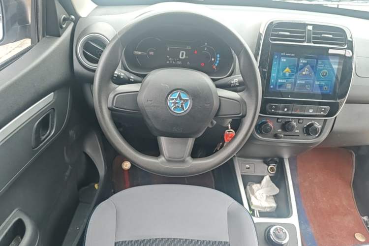 Used Venucia e30 2020 Elite Edition Steering Wheel