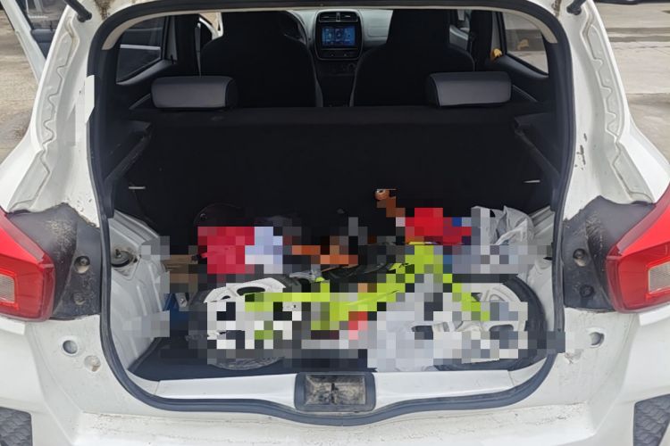 Used Venucia e30 2020 Elite Edition Trunk