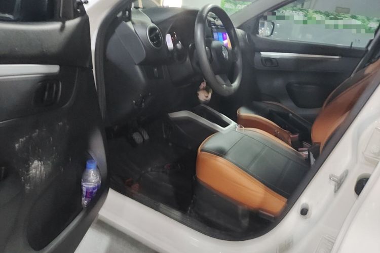 Used Venucia e30 2021 Elite Edition Driver Seat