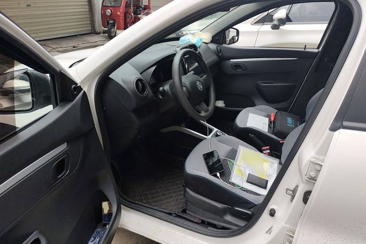 Used Venucia e30 2021 Elite Edition Driver Seat