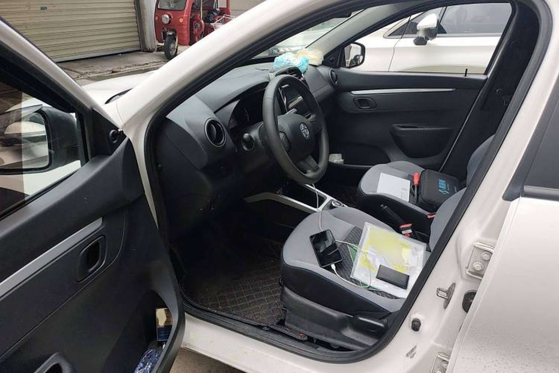 Used Venucia e30 2021 Elite Edition Driver Seat