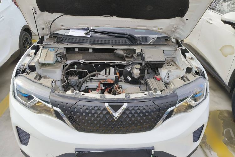 Used Venucia e30 2021 Elite Edition Engine Bay