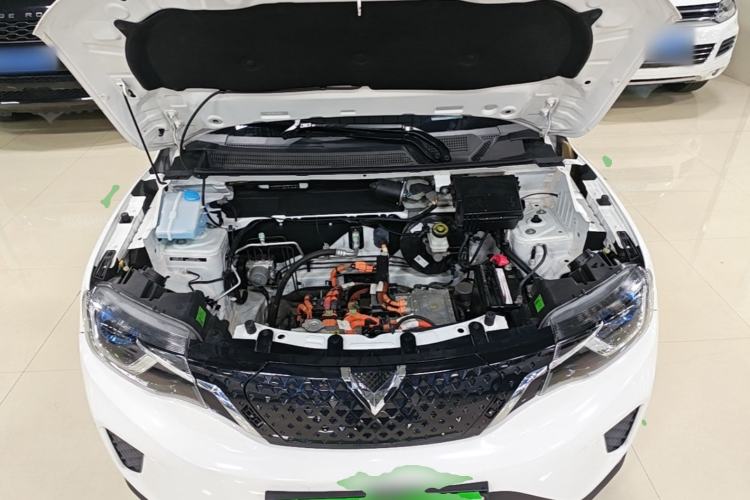 Used Venucia e30 2021 Elite Edition Engine Bay