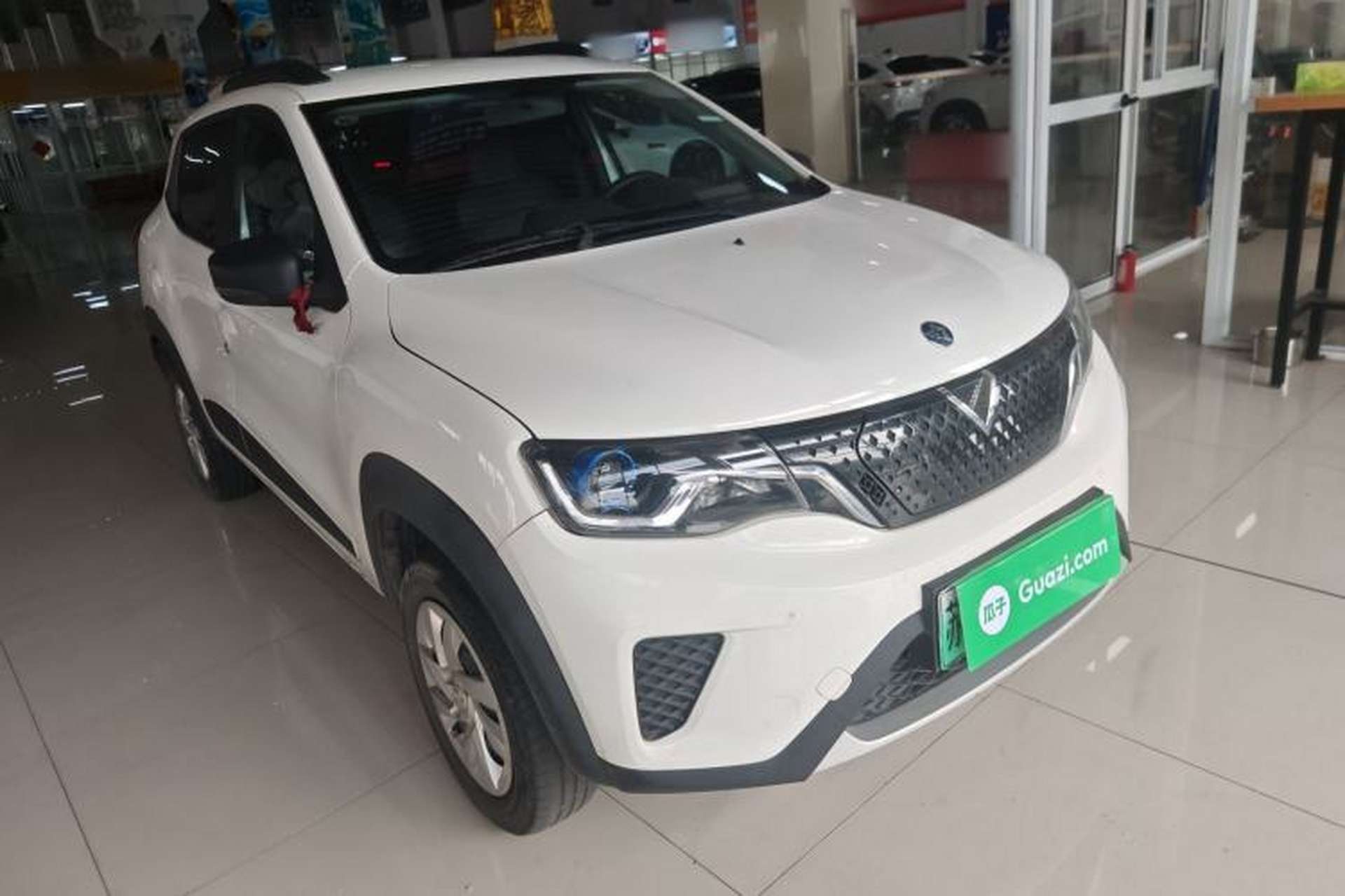 Used Venucia e30 2021 Elite Edition Exterior 2