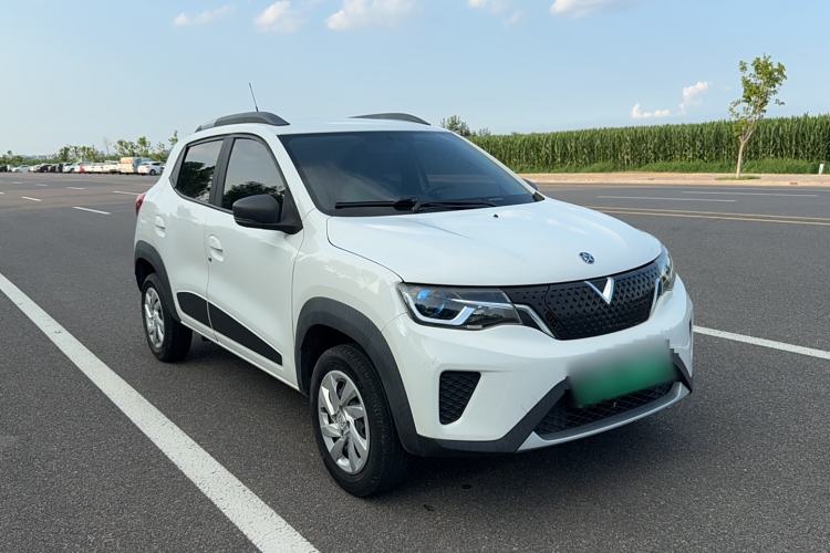 Used Venucia e30 2021 Elite Edition Exterior 2