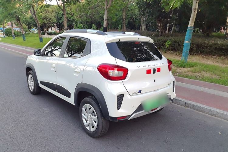 Used Venucia e30 2021 Elite Edition Exterior 6