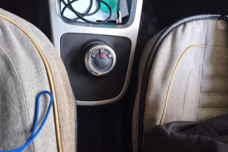 Used Venucia e30 2021 Revised Elite Edition Gear Lever