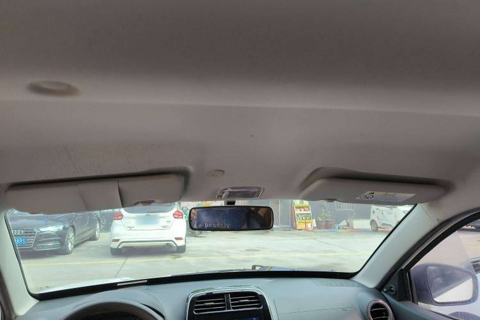 Used Venucia e30 2021 Elite Edition Headliner