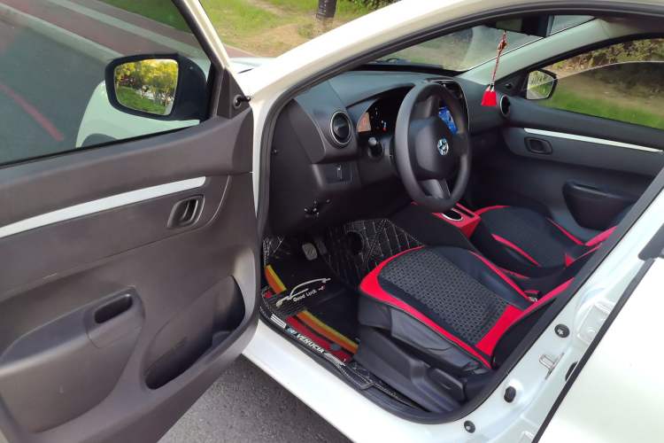 Used Venucia e30 2021 Elite Edition Interior 2