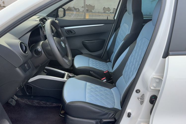 Used Venucia e30 2021 Elite Edition Interior 2