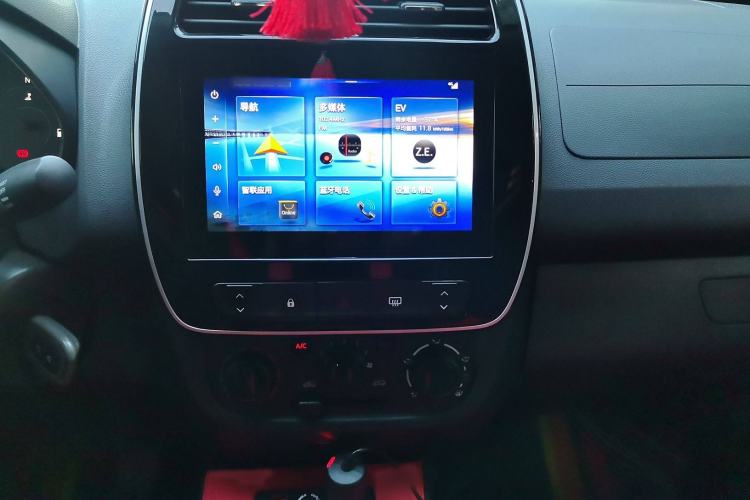 Used Venucia e30 2021 Elite Edition Interior 9