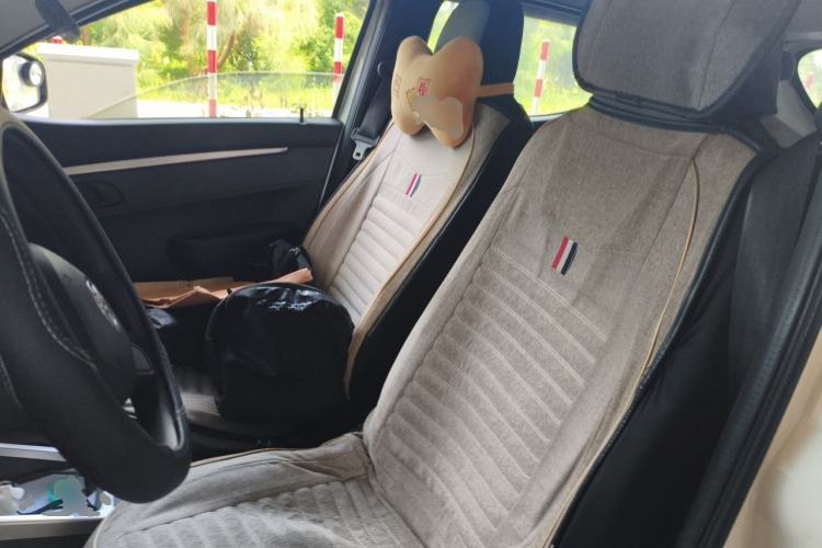 Used Venucia e30 2021 Revised Elite Edition Left Front Seat