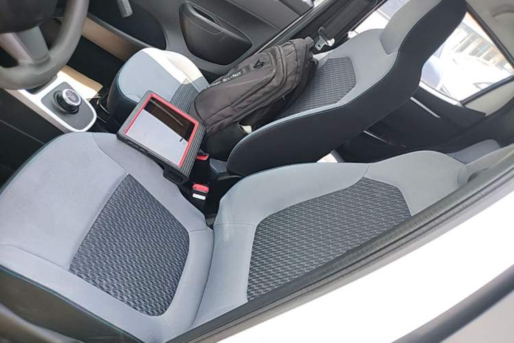 Used Venucia e30 2021 Elite Edition Left Front Seat
