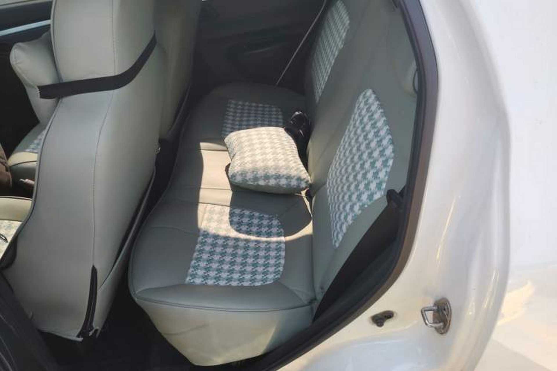 Used Venucia e30 2021 Elite Edition Left Rear Seat