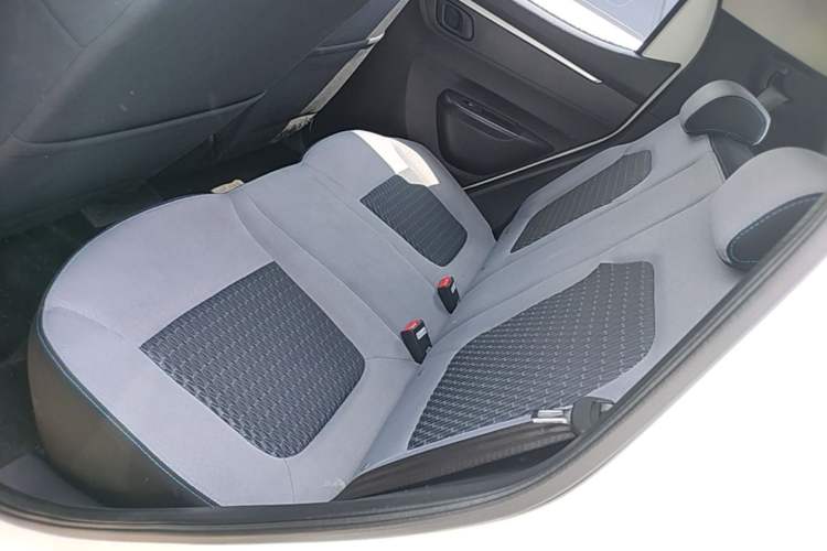Used Venucia e30 2021 Elite Edition Left Rear Seat
