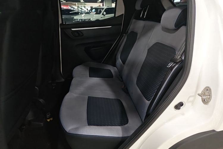 Used Venucia e30 2021 Elite Edition Left Rear Seat