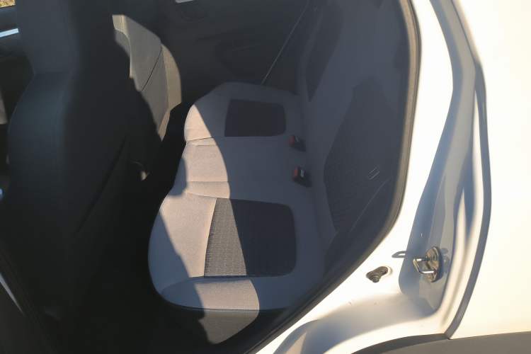 Used Venucia e30 2021 Elite Edition Left Rear Seat
