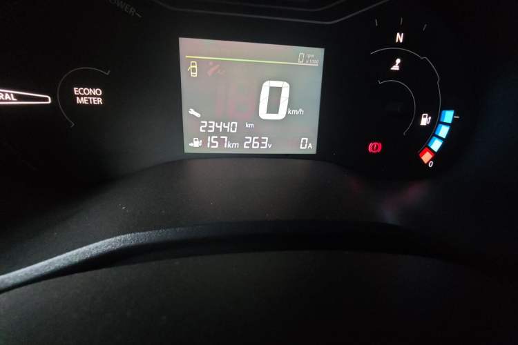 Used Venucia e30 2021 Elf Edition Odometer Close Up