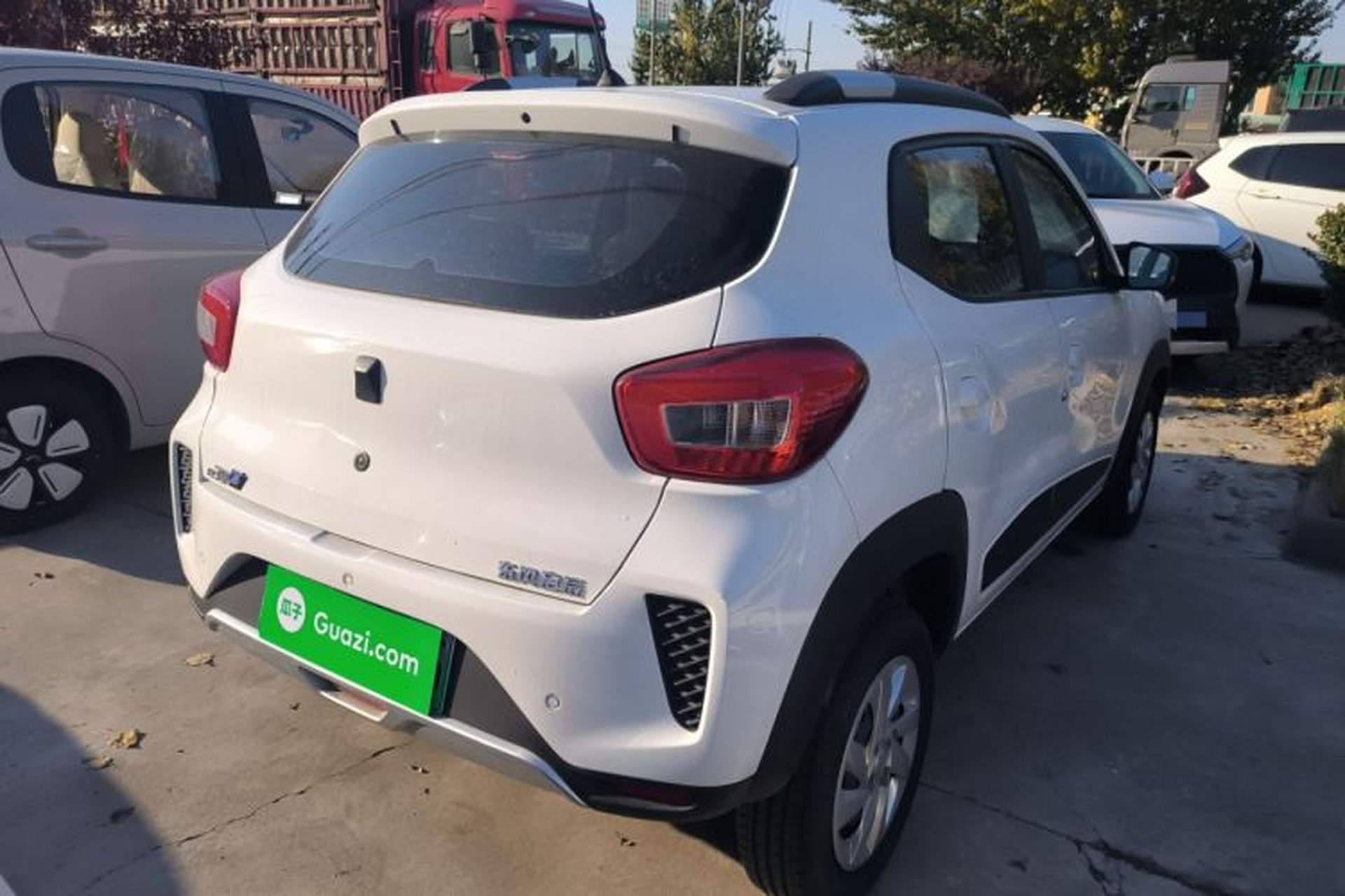 Used Venucia e30 2021 Elite Edition Rear Right 45 Deg