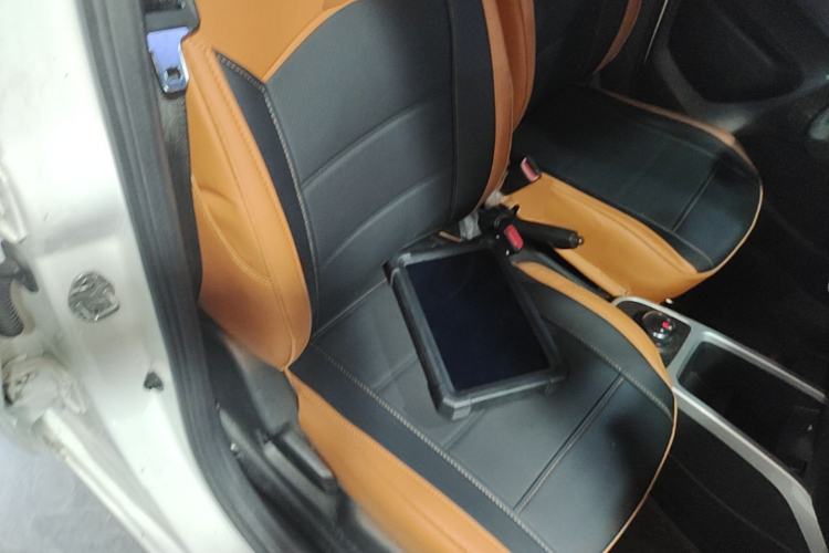 Used Venucia e30 2021 Elite Edition Right Front Seat