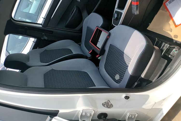 Used Venucia e30 2021 Elite Edition Right Front Seat