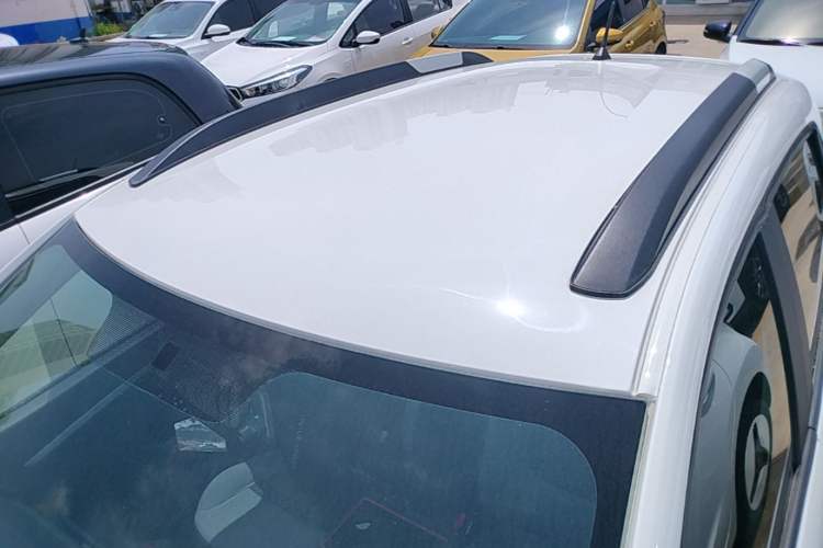 Used Venucia e30 2021 Elite Edition Roof