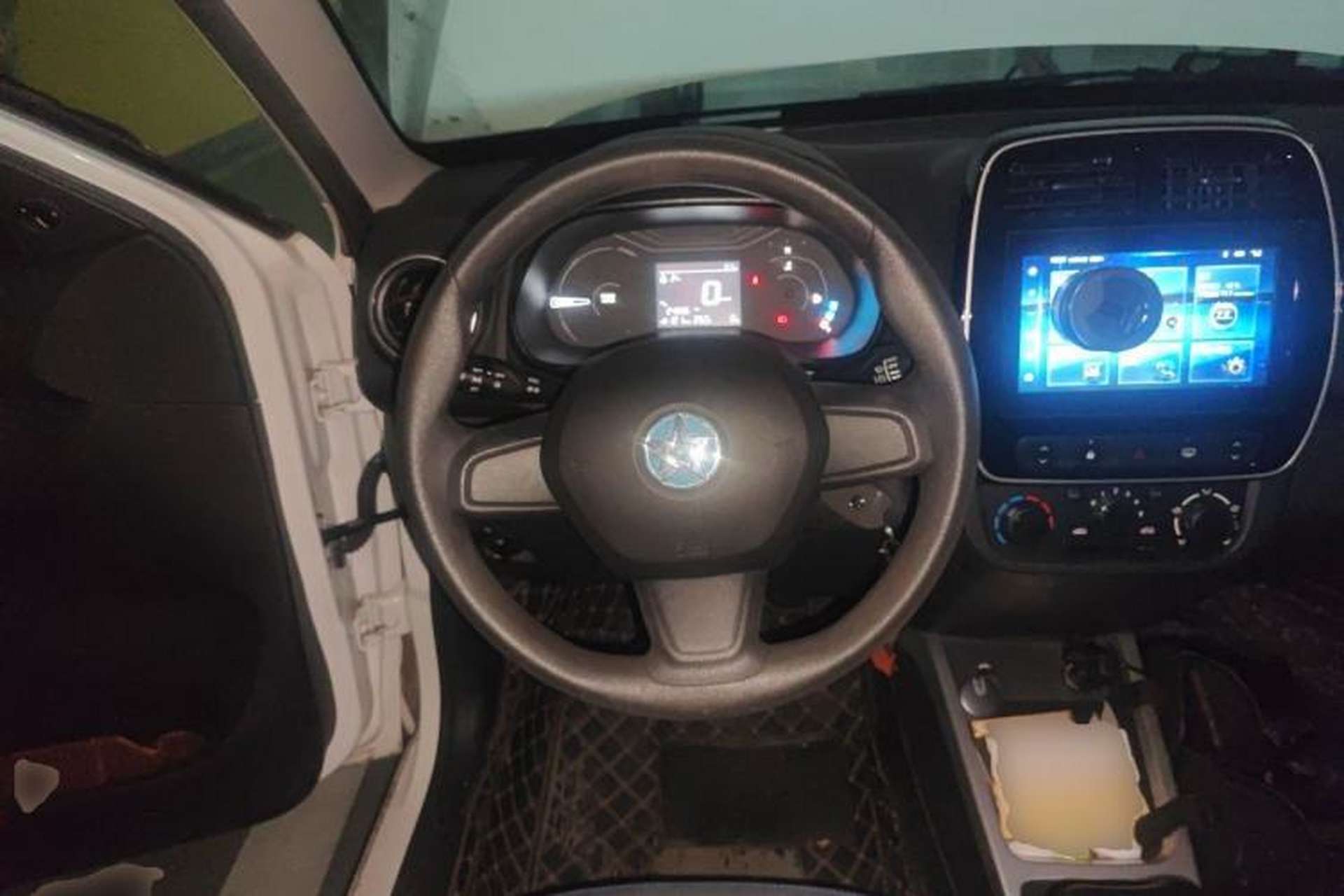 Used Venucia e30 2021 Elite Edition Steering Wheel