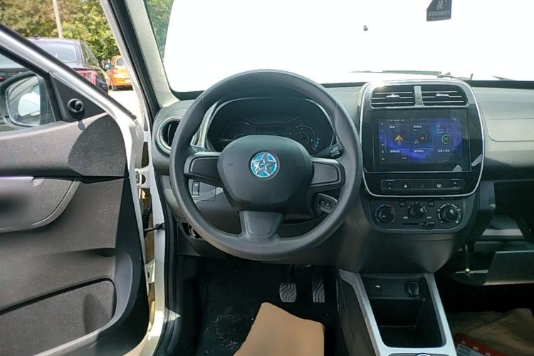Used Venucia e30 2021 Elite Edition Steering Wheel