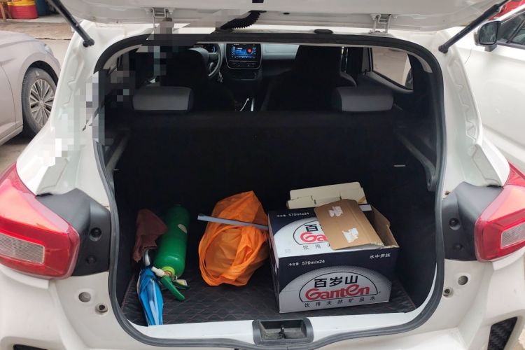 Used Venucia e30 2021 Elite Edition Trunk
