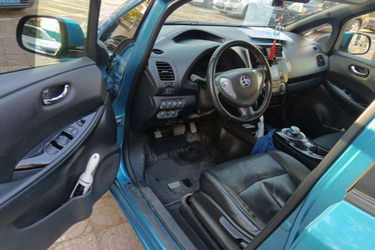 Used Venucia Leaf 2014 Navigation Version 6.6 KW Driver Seat