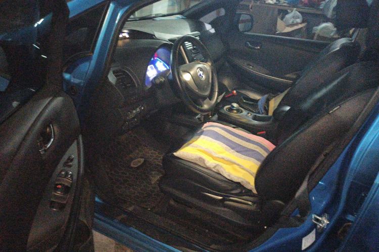 Used Venucia Leaf 2014 Lingfeng Edition 6.6 KW Driver Seat