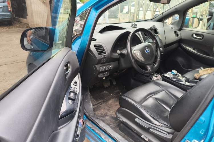 Used Venucia Leaf 2014 Navigation Version 6.6 KW Driver Seat