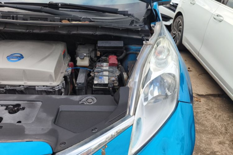 Used Venucia Leaf 2014 Lingfeng Edition 6.6 KW Engine Bay Left