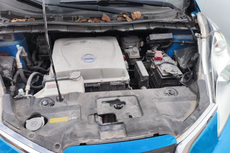 Used Venucia Leaf 2014 Navigation Version 6.6 KW Engine Bay